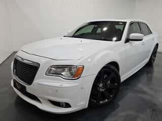 2012 Chrysler 300 SRT8 6.4L V8