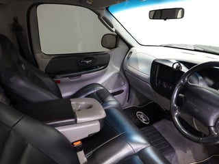 2004 Ford F-150 SVT Lightning RHD - Raven Black 