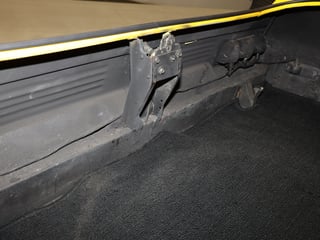 1977 Ford XC Falcon GS Hardtop - 393ci V8 Yellow Glo