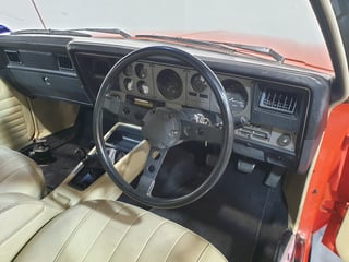 1977 HX Holden Sandman Panelvan
