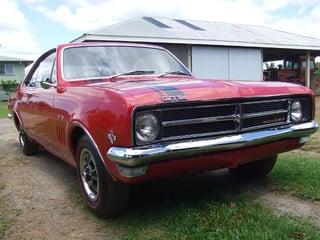 HK 327 Bathurst Monaro