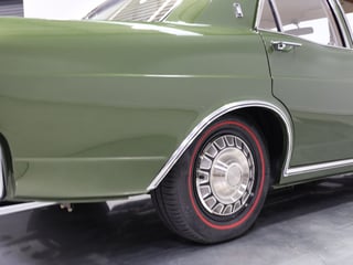 1971 Ford XY Fairmont 302 V8 - Jewel Green