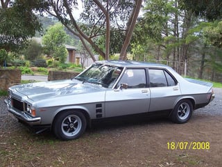 HJ GTS Monaro 308 V8