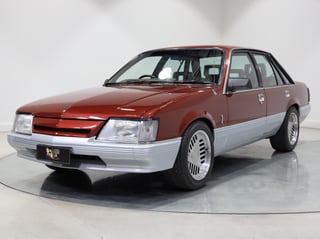 1985 Holden HDT VK Calais Director 333 Pack -  5.0 Litre V8