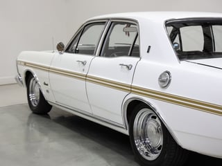 1971 Ford XY Fairmont 302ci Windsor - Ultra White