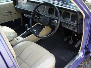 LX SLR 5000 Torana -