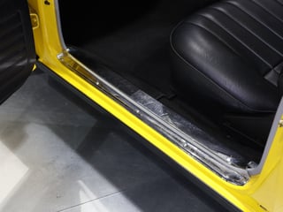 1975 Holden HJ Sandman Panel Van 308ci 4spd  - Absinth Yellow -