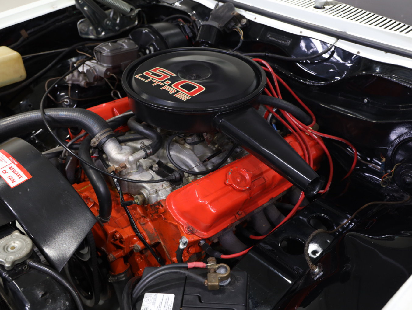 1974 Holden LH Torana L34 SLR 5000 - Glacier White