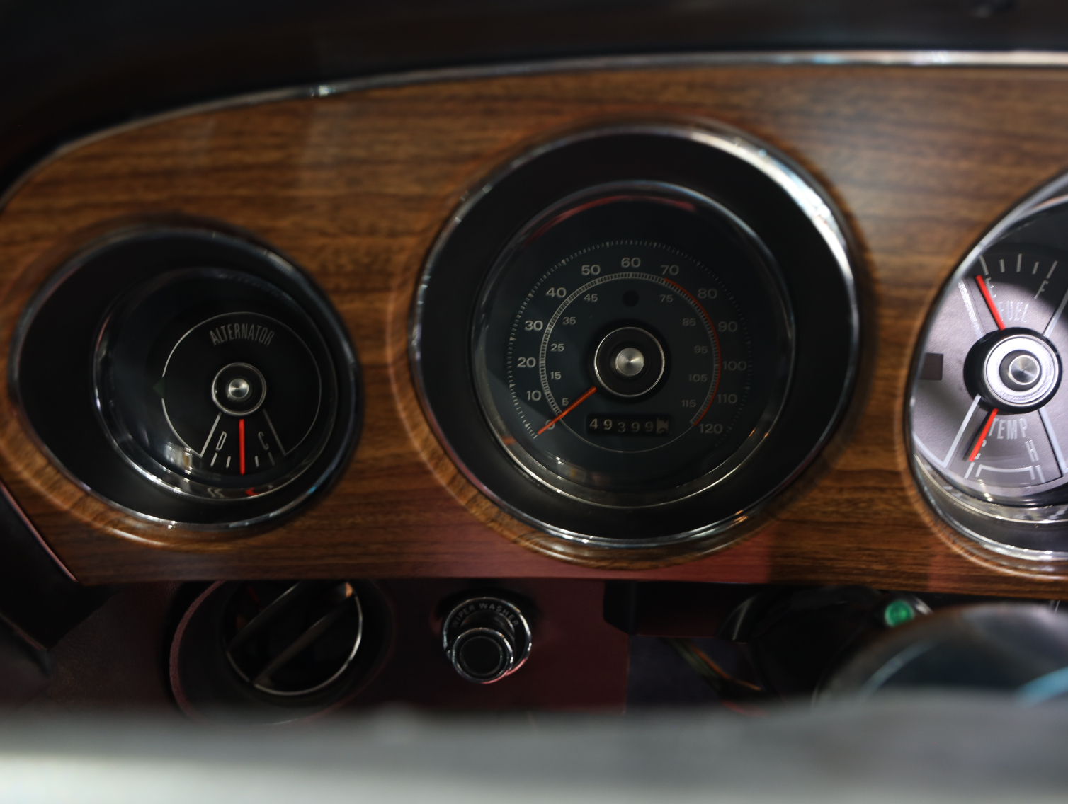 1969 Ford Mustang Mach 1 - Candy Apple Red 