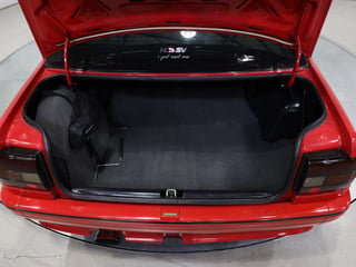 1990 Holden VN  5.0L V8 - SV Enhanced Build No E789 - Maranello Red