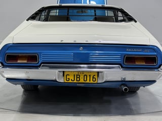 1973 Ford XA Falcon 500 Superbird - Polar White 