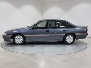 1990 Holden VN SS - Atlas Grey 