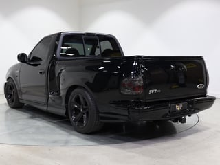 2004 Ford F-150 SVT Lightning RHD - Raven Black 