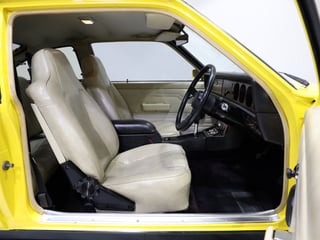 1977 Holden LX Torana SL 253 V8 Hatchback - Absinth Yellow