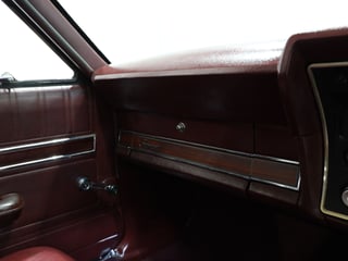 1971 Ford XY Fairmont 302 V8 - Ultra White