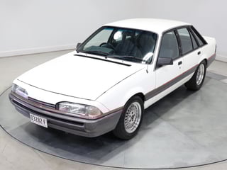 1988 Holden VL Commodore BT1 Police Pack - 9 Second Qtr. Mile