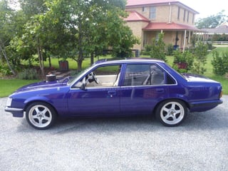 Custom VH Commodore 355 Stroker