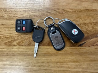 2007 Ford Shelby Mustang GT500 SVT 8,744 miles - Vapor Silver Metallic