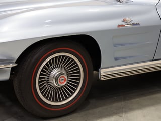 1964 Chevrolet Corvette C2 Sting Ray 327ci 'Fuelie' - Silver Blue Metallic