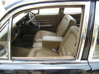 XW Fairmont 302 V8 GS Replica