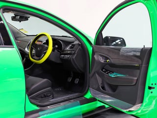 2017 HSV GEN-F2 GTSR Delivery km - Spitfire Green