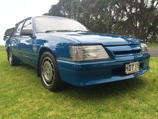 HDT VK Group A Commodore