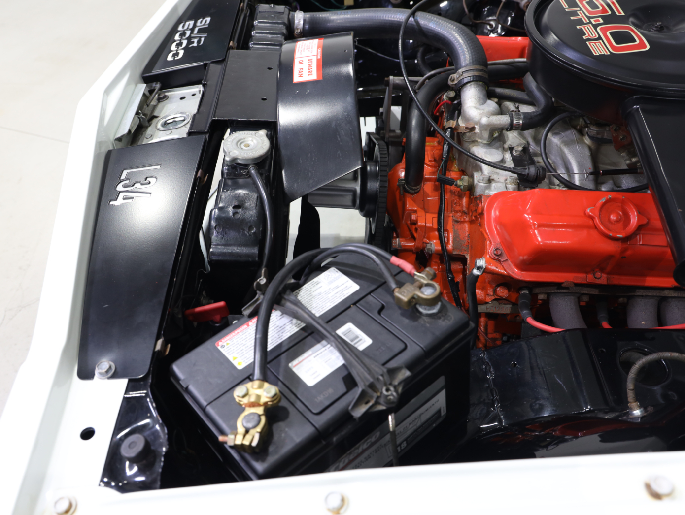 1974 Holden LH Torana L34 SLR 5000 - Glacier White