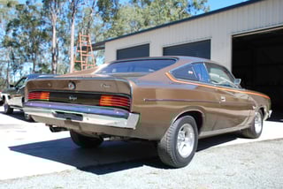 Valiant CL 770 Charger 318 V8