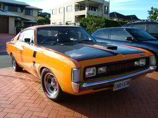 Valiant Charger R/T E38 big tank