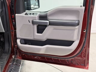 2018 Ford F150 XLT XTR 4x4 - 5.0L V8