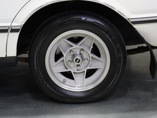 1979 Ford XD Fairmont Ghia 4.9L V8 - Sno White - 57,312km 