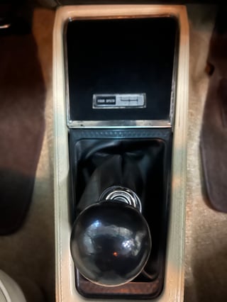 1975 Holden HJ Kingswood 4.2 V8 4 Speed Manual