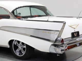 1957 Chevrolet Bel Air - Pillarless 2-Door Hardtop