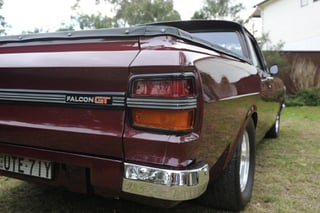 1971 XY Falcon 351