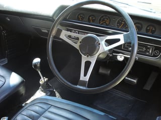 VH R/T E37 Valiant Charger