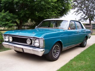 XW Falcon 500 351 V8