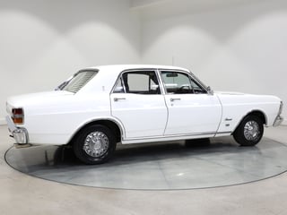 1971 Ford XY Fairmont 302 V8 - Ultra White