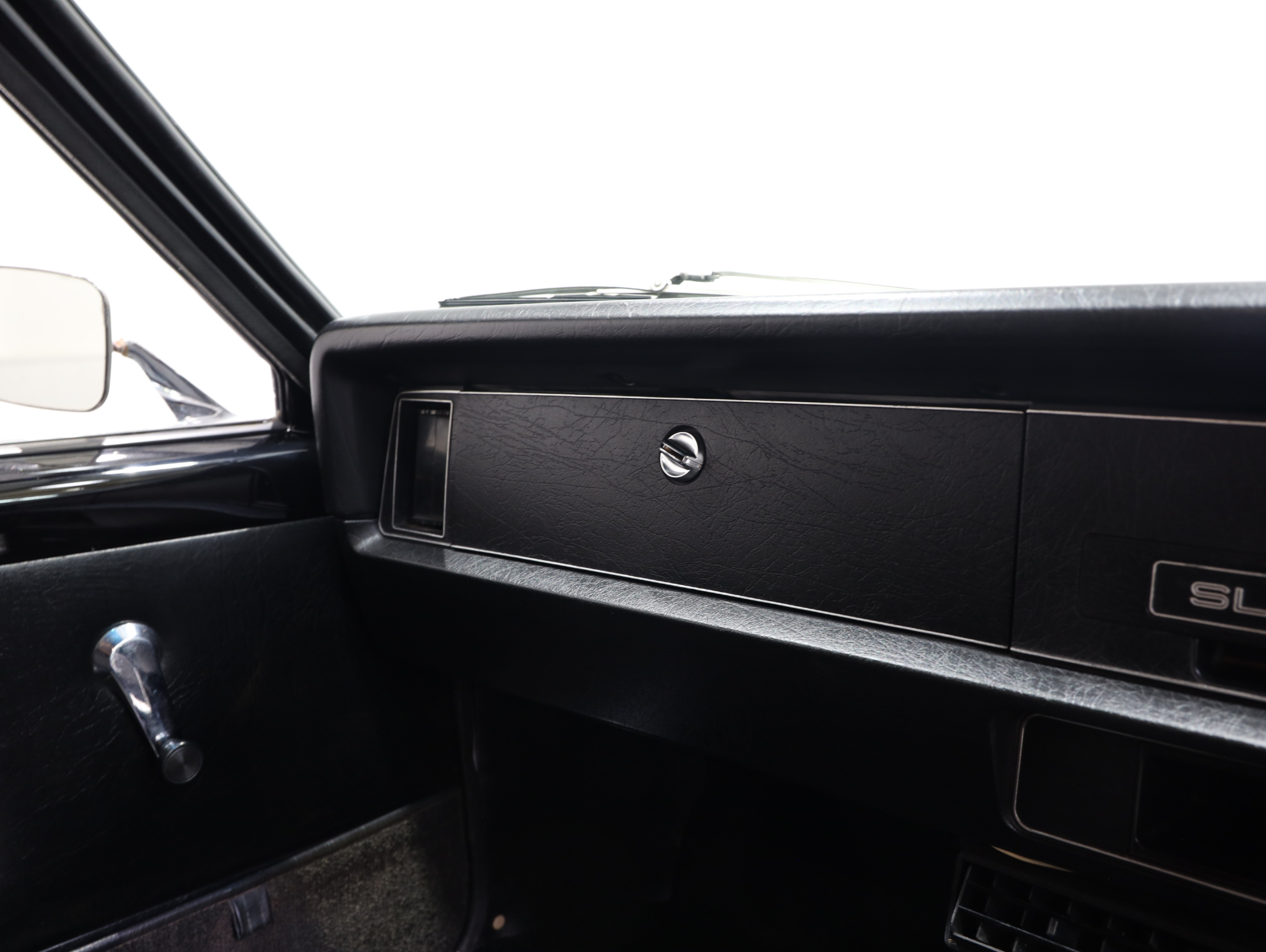 1974 Holden LH Torana L34 SLR 5000 - Glacier White