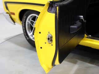 1977 Ford XC Falcon GS Hardtop - 393ci V8 Yellow Glo