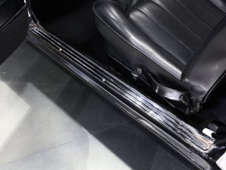 1972 Holden LJ Torana GTR XU1 - Glacier White