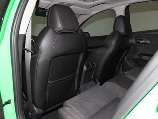 2017 HSV GTSR - Spitfire Green 0064 km …