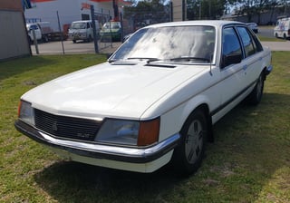 1982 VH SL/E Commodore
