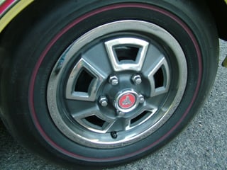 Bathurst HK 327 GTS Monaro (Withdrawn)