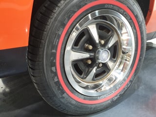 1977 HX Holden Sandman Panelvan