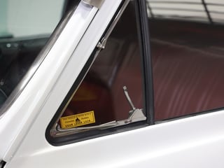 1967 Holden HR 186 S Utility - Grecian White