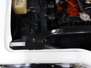 1972 Holden LJ Torana GTR XU1 - Glacier White