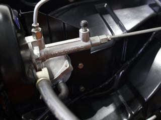 1967 Holden HR 186 S Utility - Grecian White