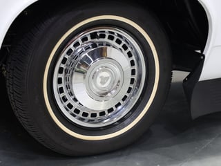 1967 Holden HR 186 S Utility - Grecian White