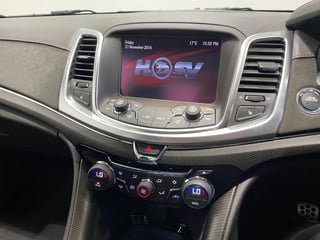 2017 HSV GTSR - Spitfire Green 0064 km …