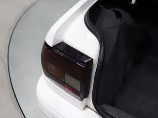 1989 HSV VN SV89 Build No 149 - Alpine White